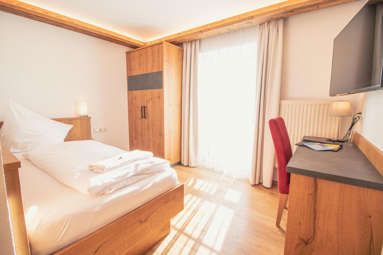 Der Schwendterwirt Hotel Luaran gambar