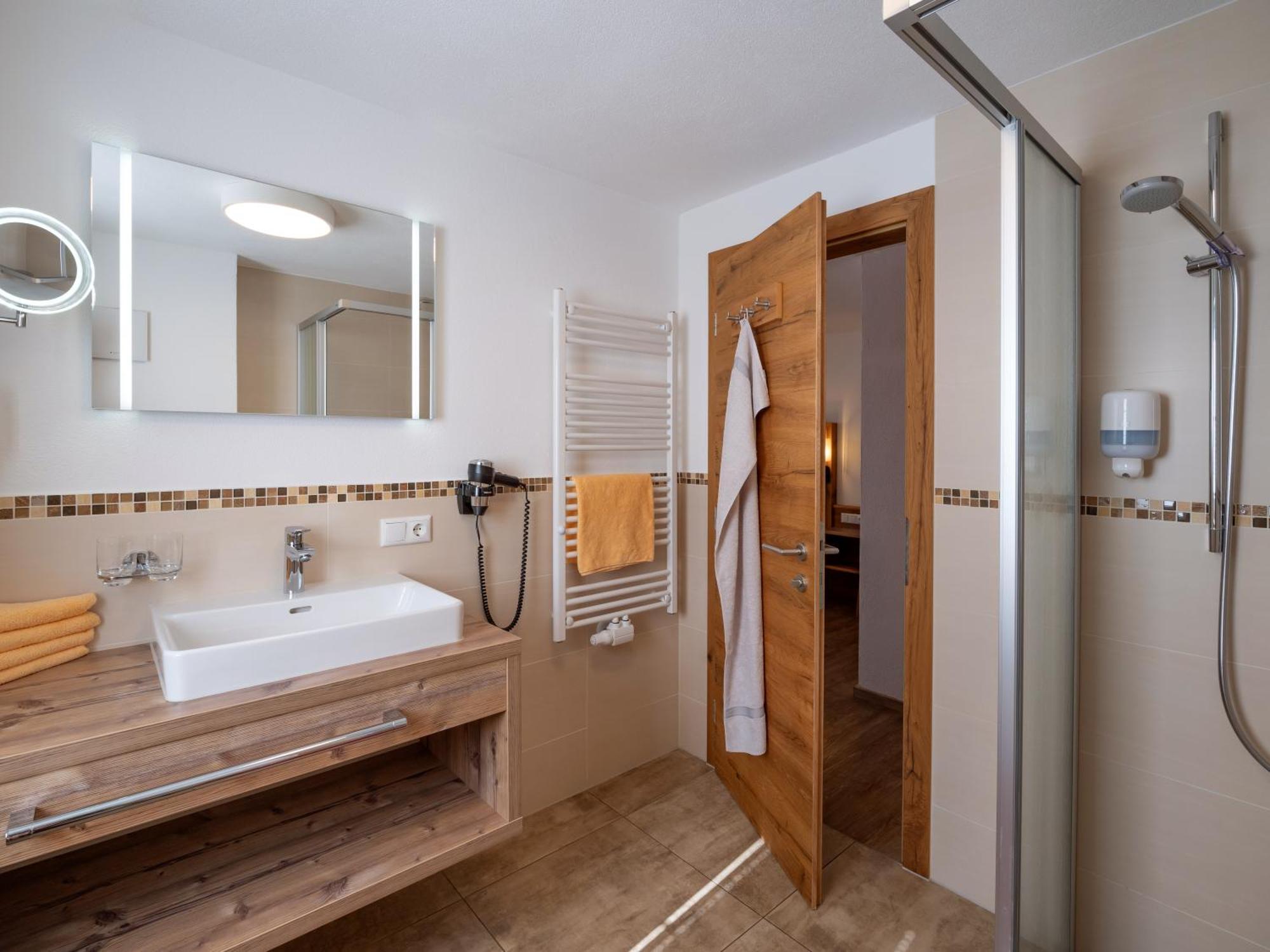 Der Schwendterwirt Hotel Luaran gambar