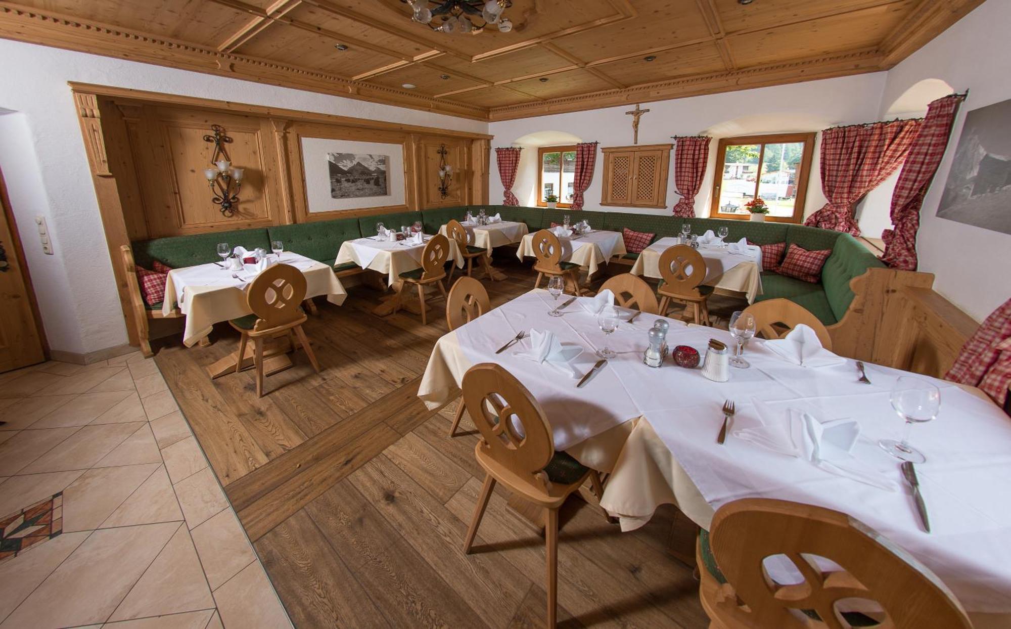 Der Schwendterwirt Hotel Luaran gambar